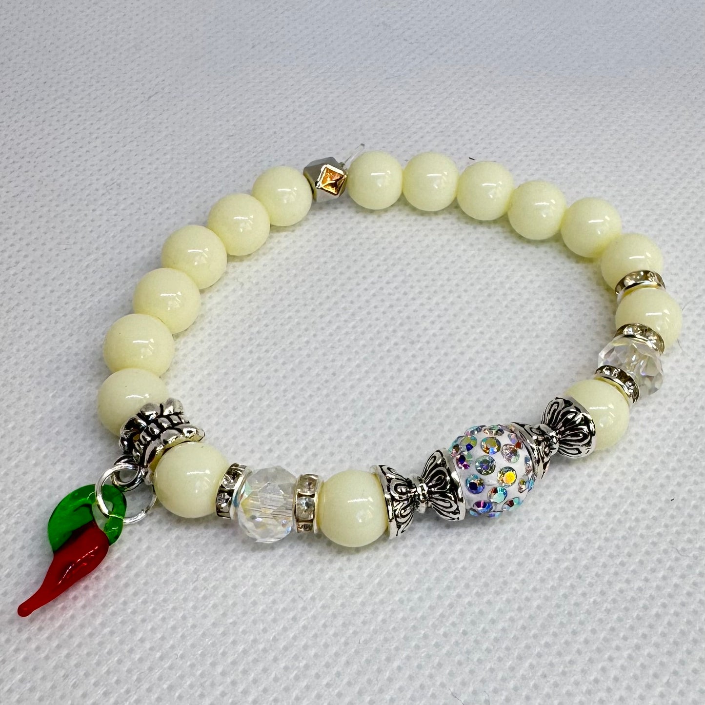 Chilli Armbånd - Sort, hvit eller rød