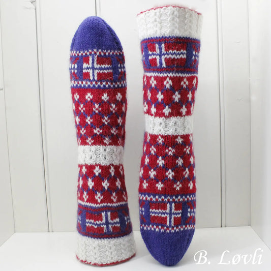Flagg Labben Mønstersokker med motiv av norges flagg og norske farger
