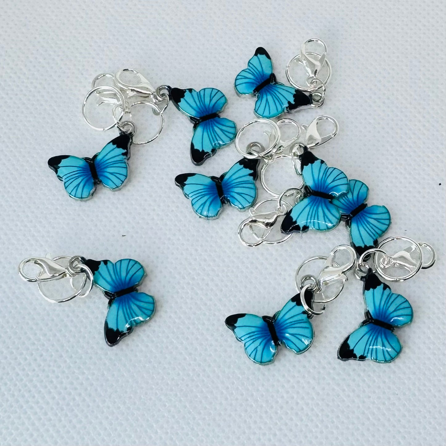 Sommerfugl maskemarkører i sølvnyanser - blå