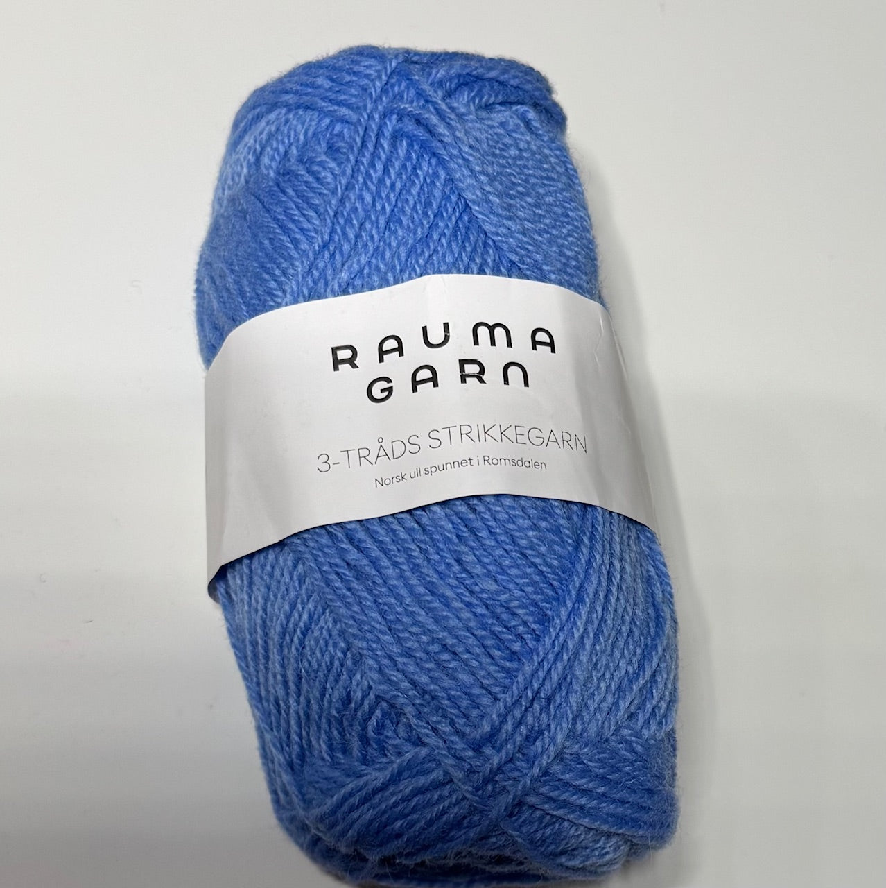 Rauma 3-tråds strikkegarn - Himmelblå 50g