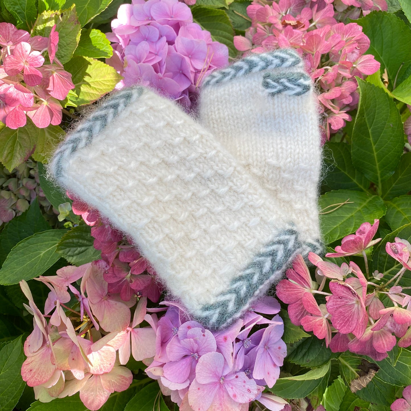 Pulsvanter hvit og grønn