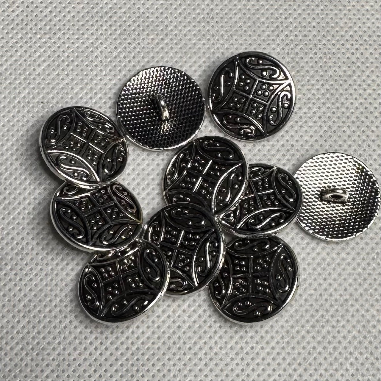 Metallknapper 18 mm