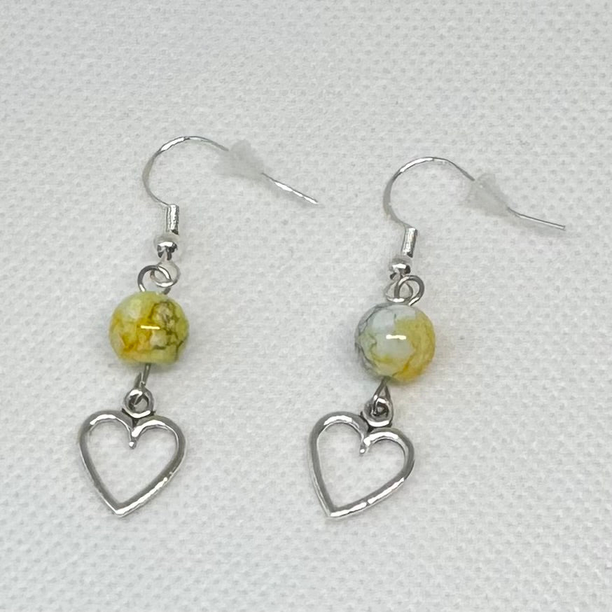 Hjerter ørekroker med knust jade